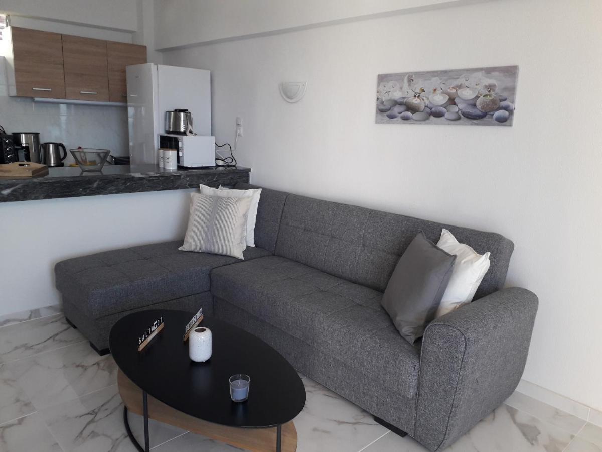 Atlas Apartment With Private Beach And Seaview Loutraki  Eksteriør bilde