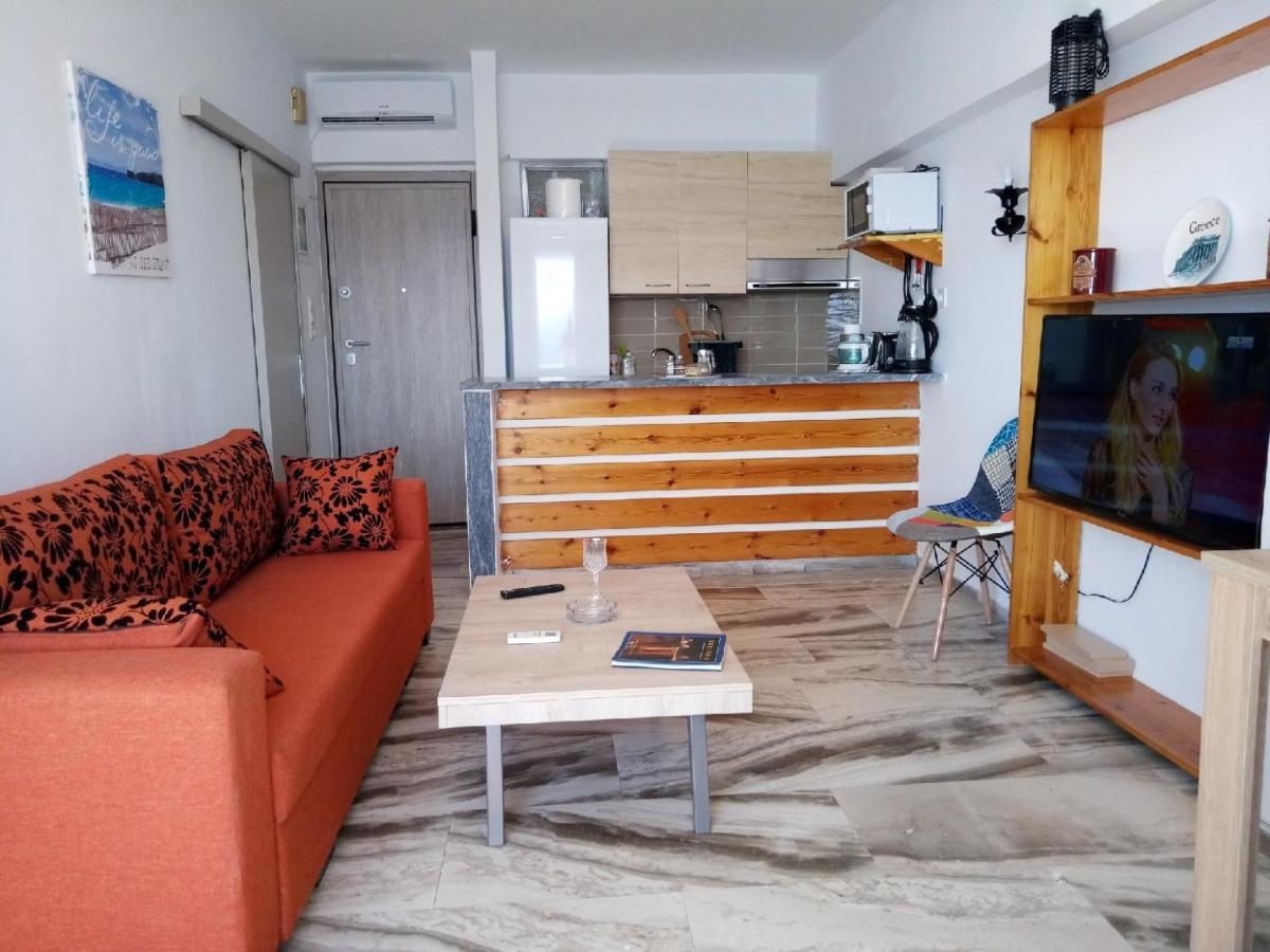 Atlas Apartment With Private Beach And Seaview Loutraki  Eksteriør bilde