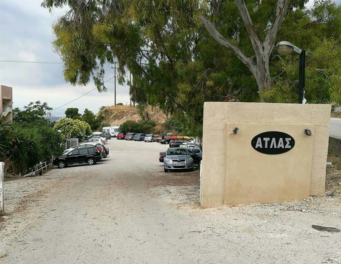 Atlas Apartment With Private Beach And Seaview Loutraki  Eksteriør bilde