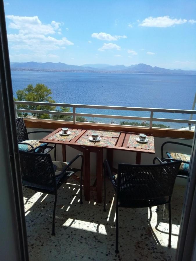 Atlas Apartment With Private Beach And Seaview Loutraki  Eksteriør bilde