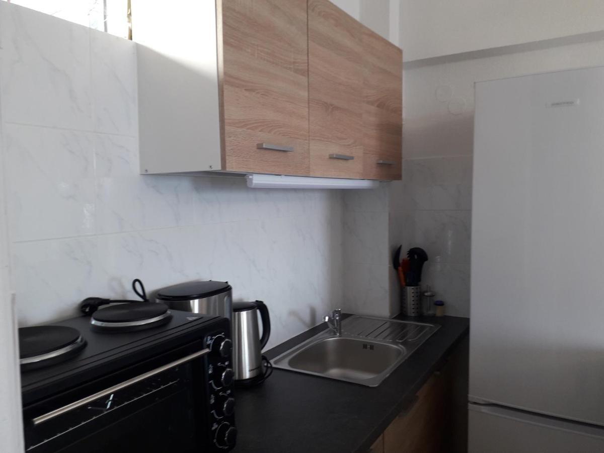 Atlas Apartment With Private Beach And Seaview Loutraki  Eksteriør bilde